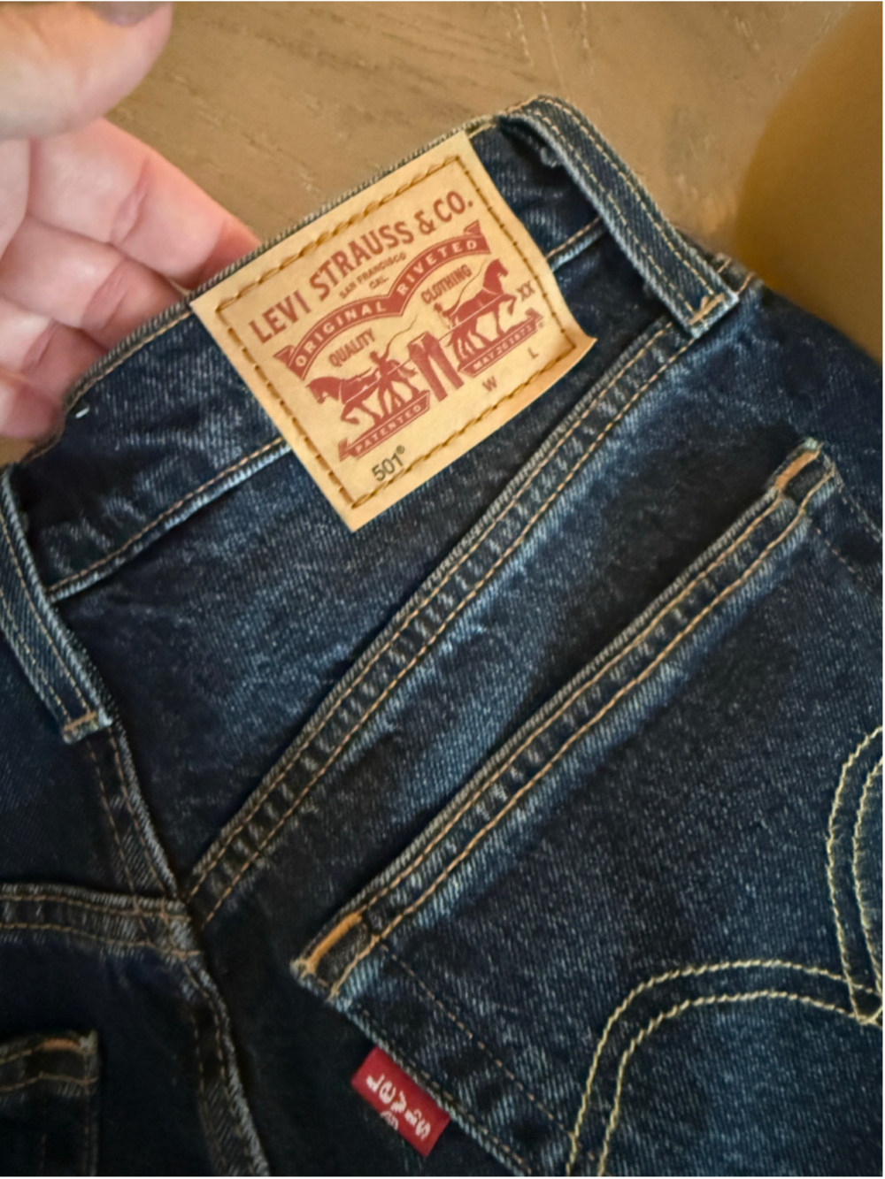 Women's Levi's 501 Jean Shorts Size 25 Blue - Picture 2 of 5